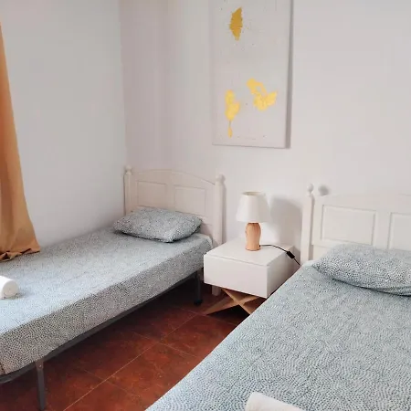 Atlantic Mirage Menores