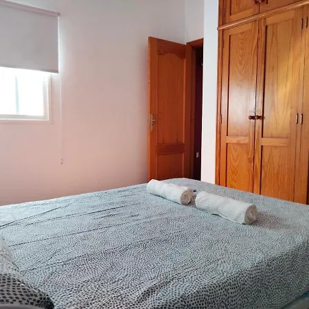 Atlantic Mirage Menores * Los Menores